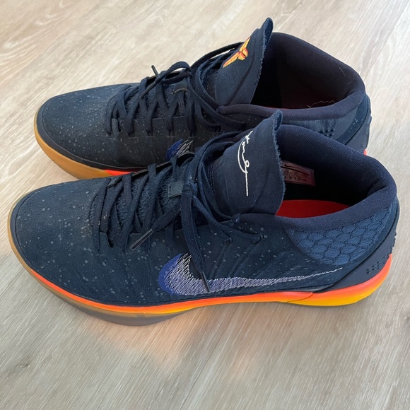 Nike Kobe basketball ball size 11 shoes - Picture 1 of 9